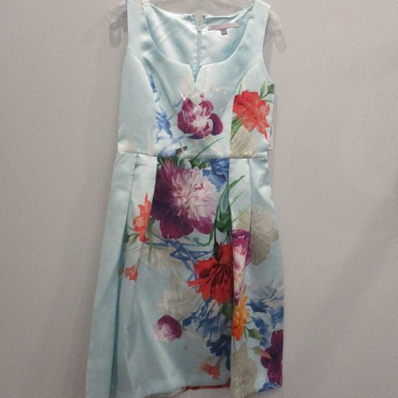 LUXE by Carmen Marc Valvo Dress Size 6 NWT - Picture 4 of 11